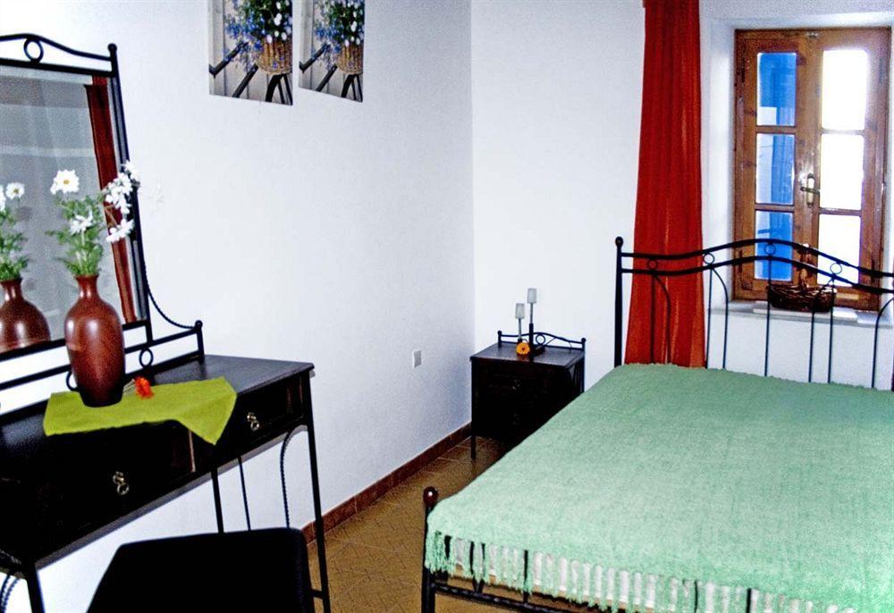 Elena Studios&suites Apartahotel 3*
